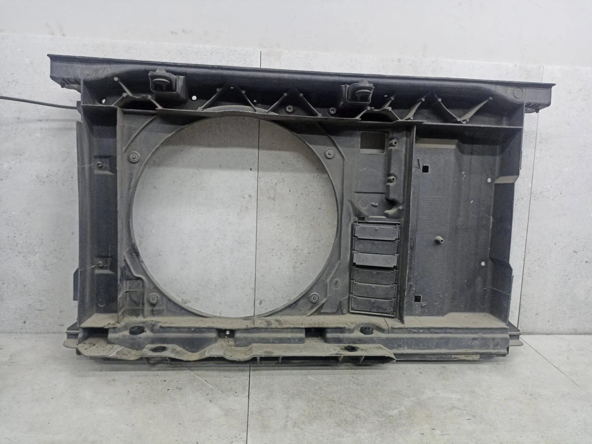 Диффузор вентилятора Citroen C4 2008 9652946080