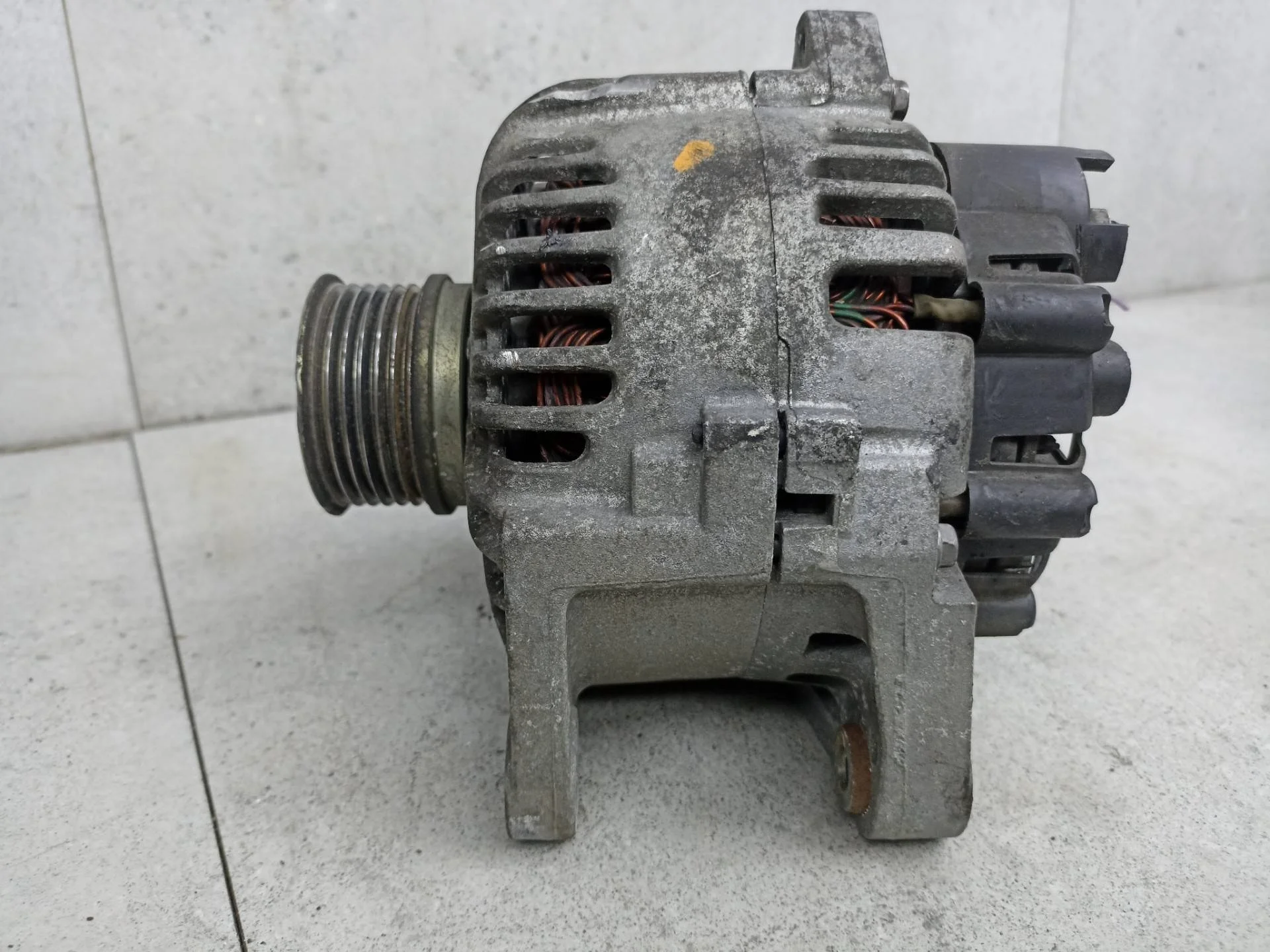 Генератор Renault Megane 2 рест. 2007 8200667619