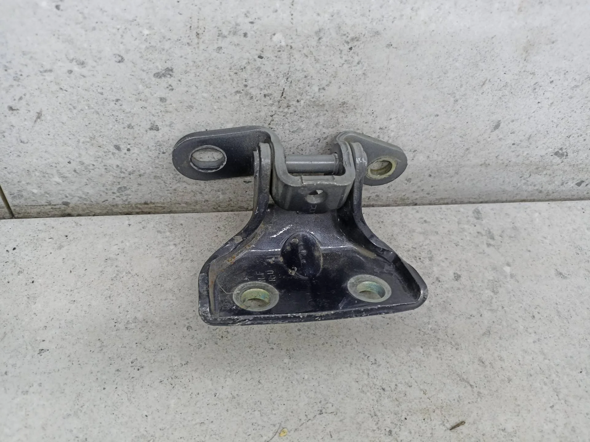 Петля двери задней правой Kia Sportage 4 2017