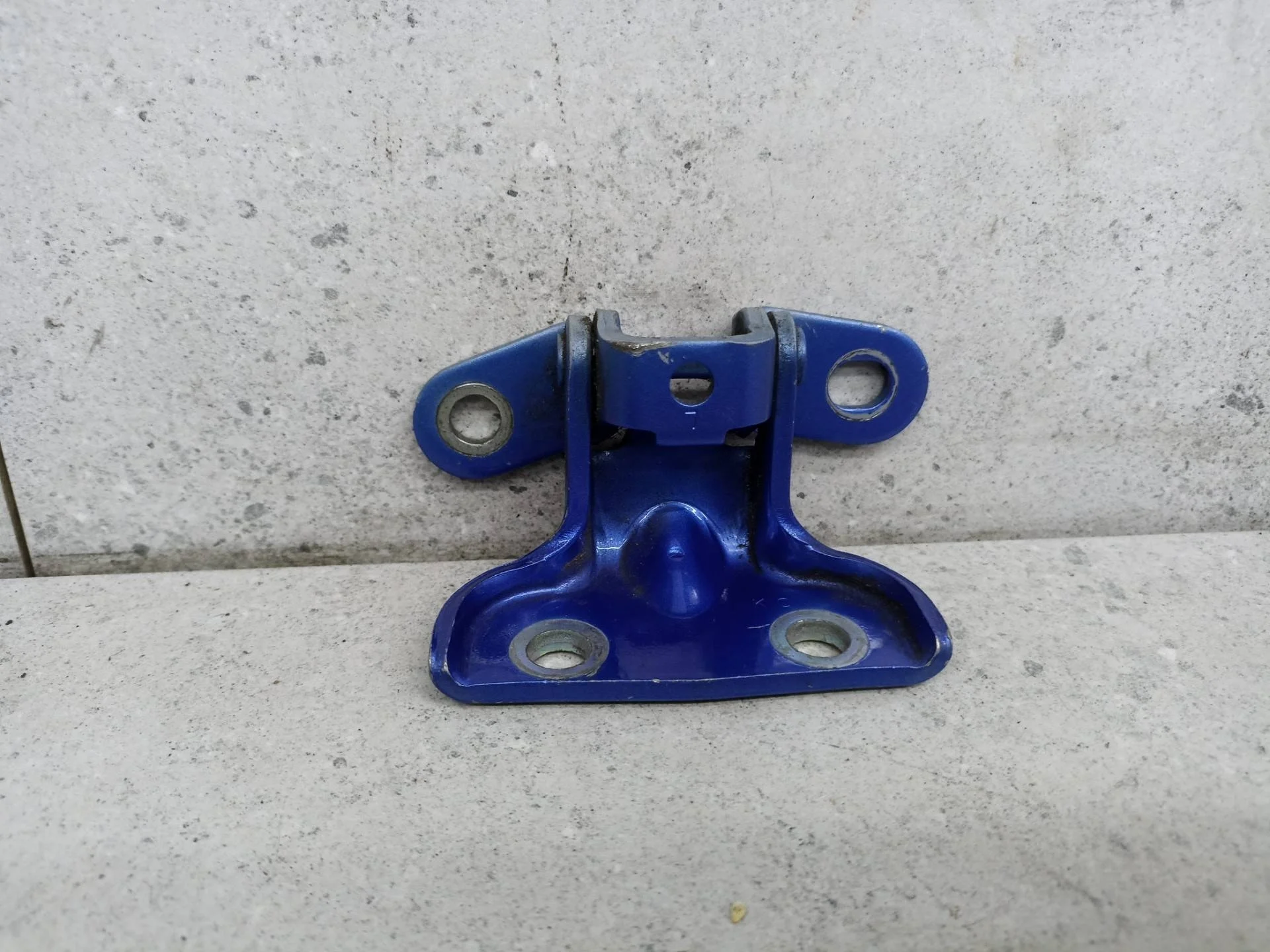 Петля двери задней левой Kia Sportage 4 2017