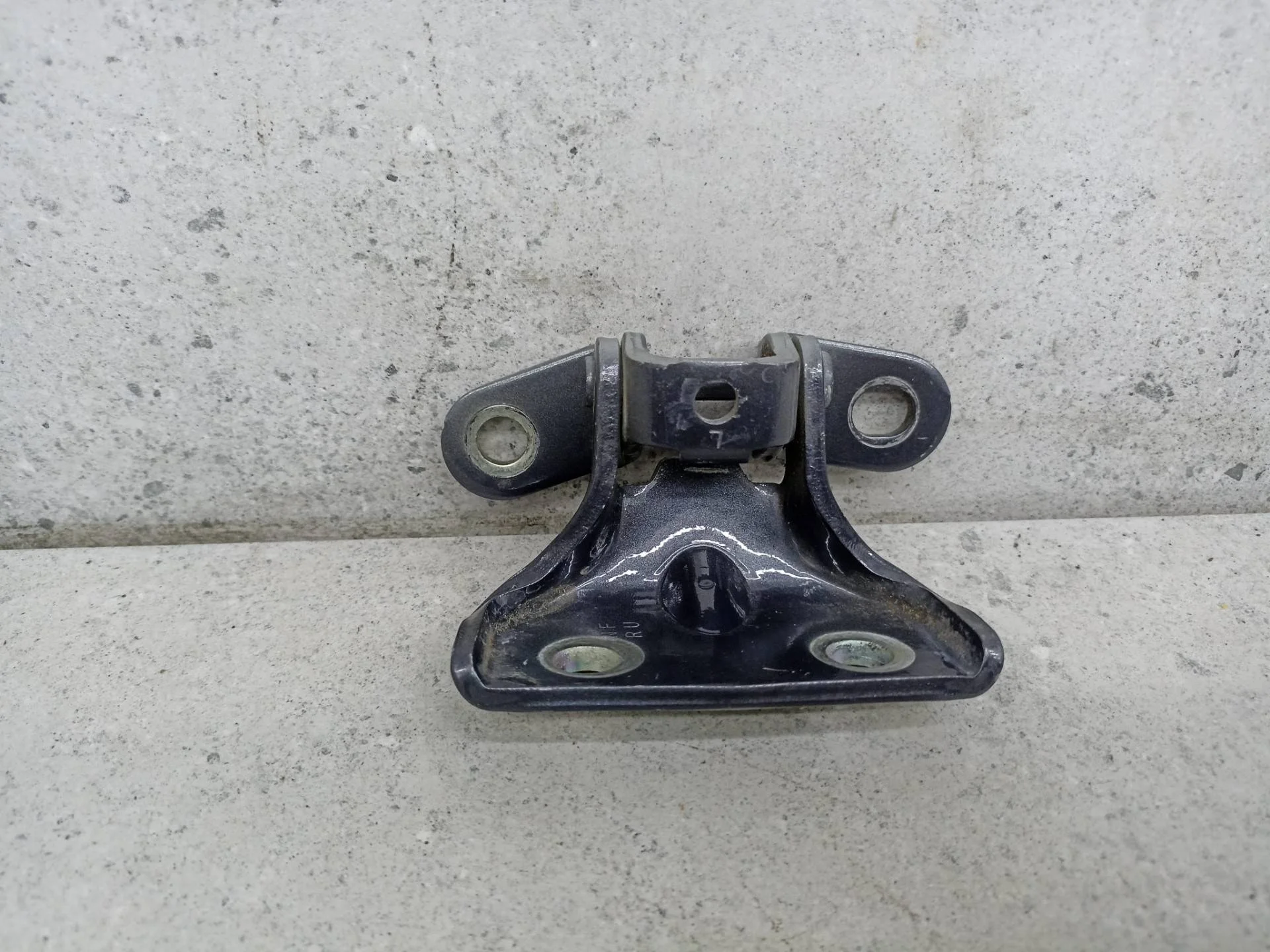 Петля двери задней левой Kia Sportage 4 2017