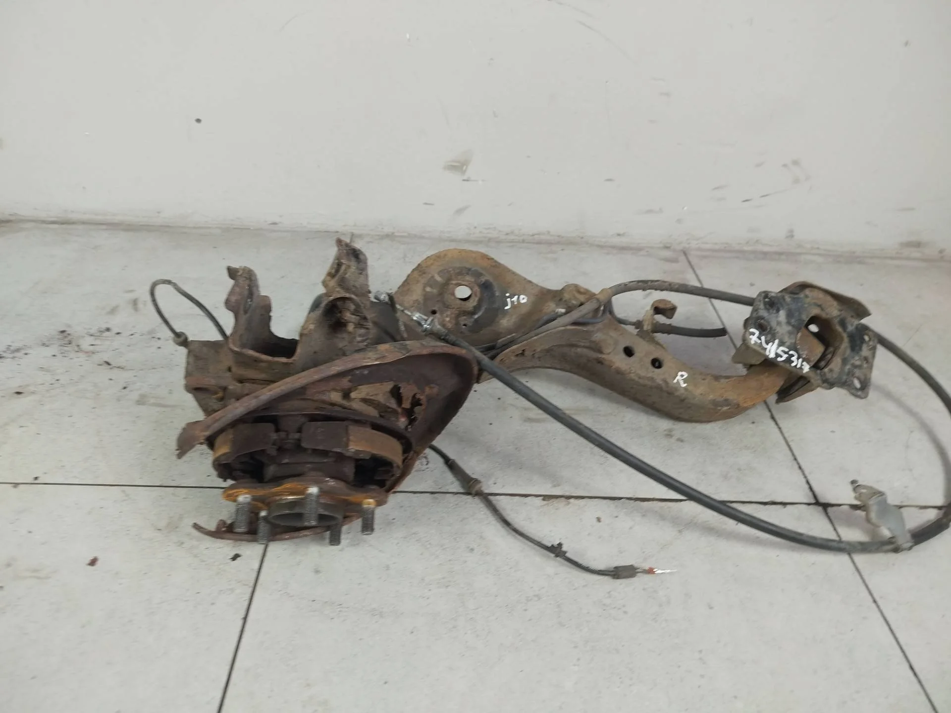 Рычаг задний правый Nissan Qashqai J10 2010