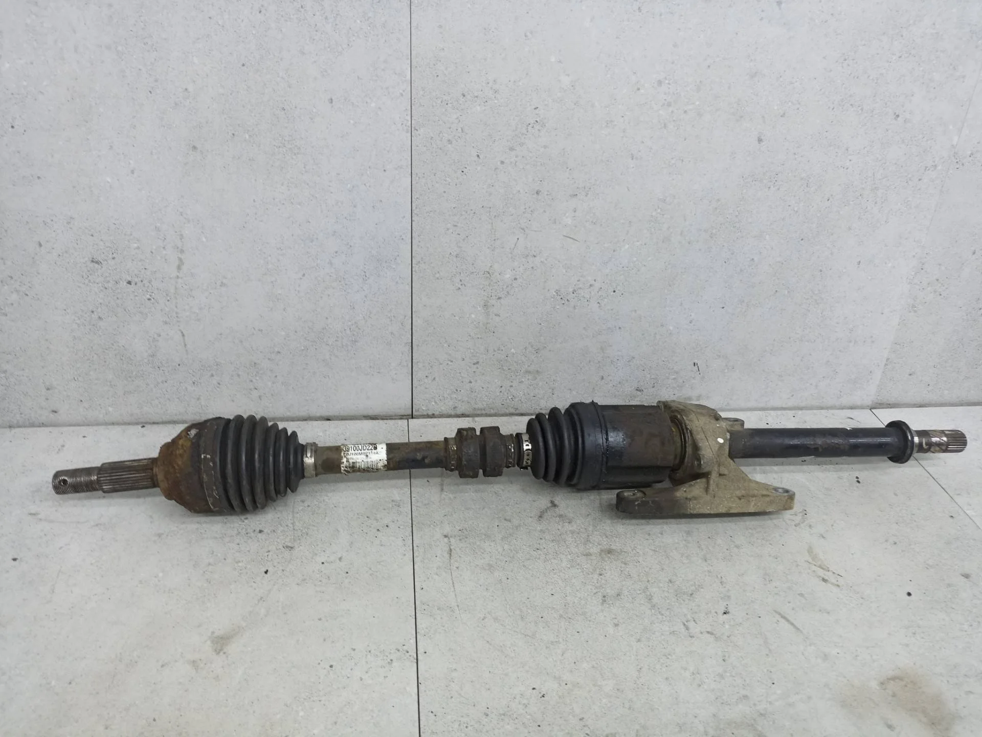 Полуось передняя правая Nissan Qashqai J10 2007