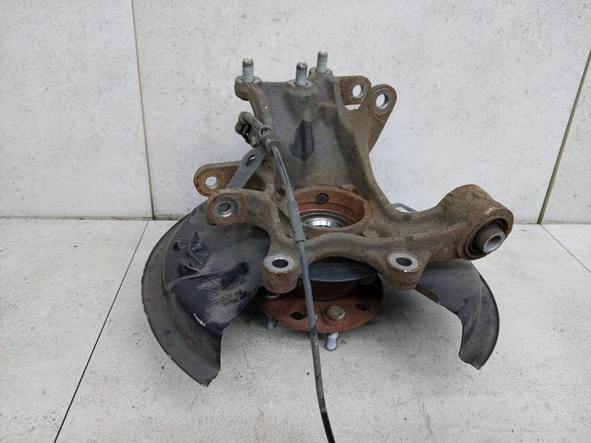 Кулак задний левый Kia Sportage 4 2017 52710D7100