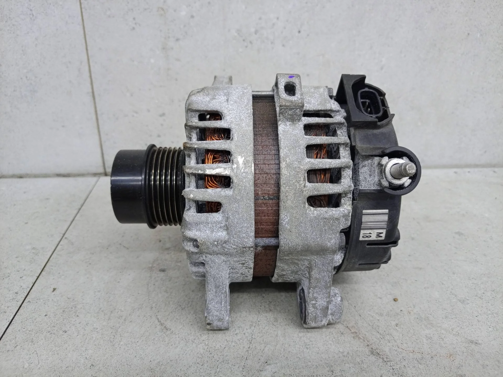 Генератор Kia Sportage 4 рест. 2020 373002B960