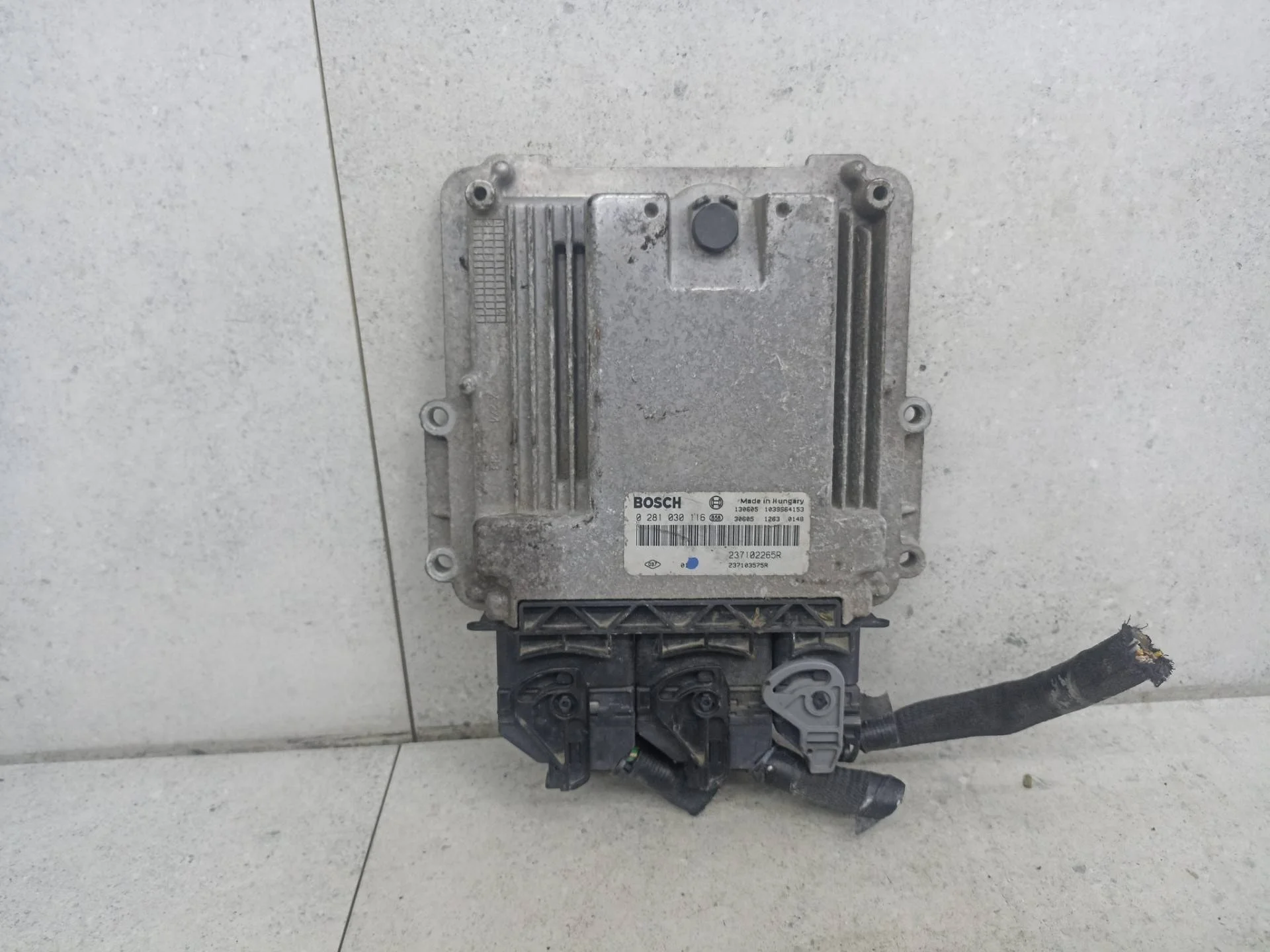 Блок управления двигателем Renault Master 3 2010