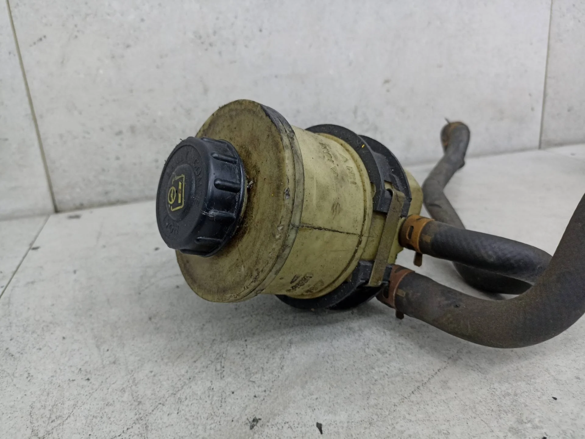 Бачок гидроусилителя Renault Duster (2010 - 2015)