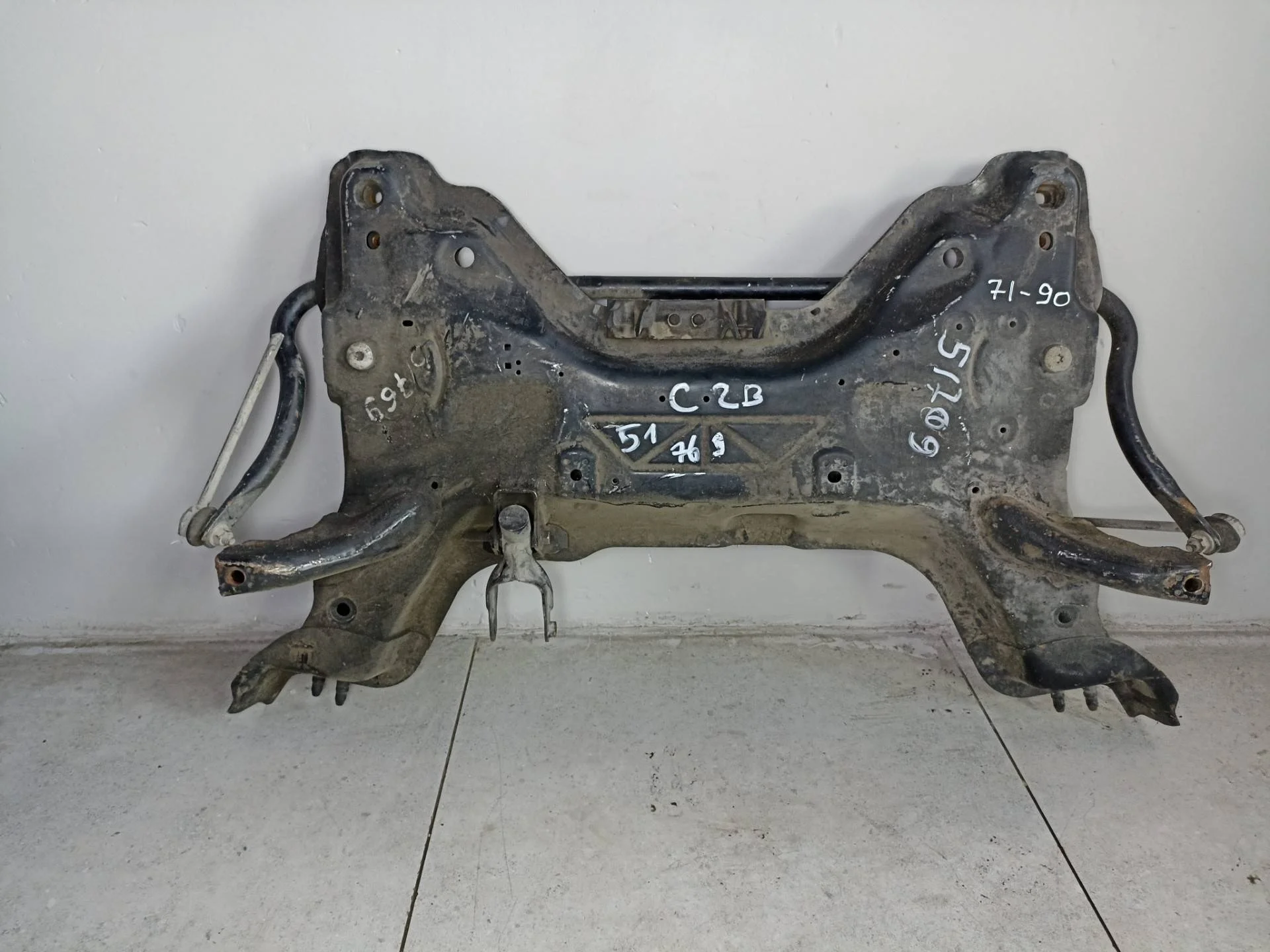 Передняя балка (подрамник) Peugeot Partner 2 2012