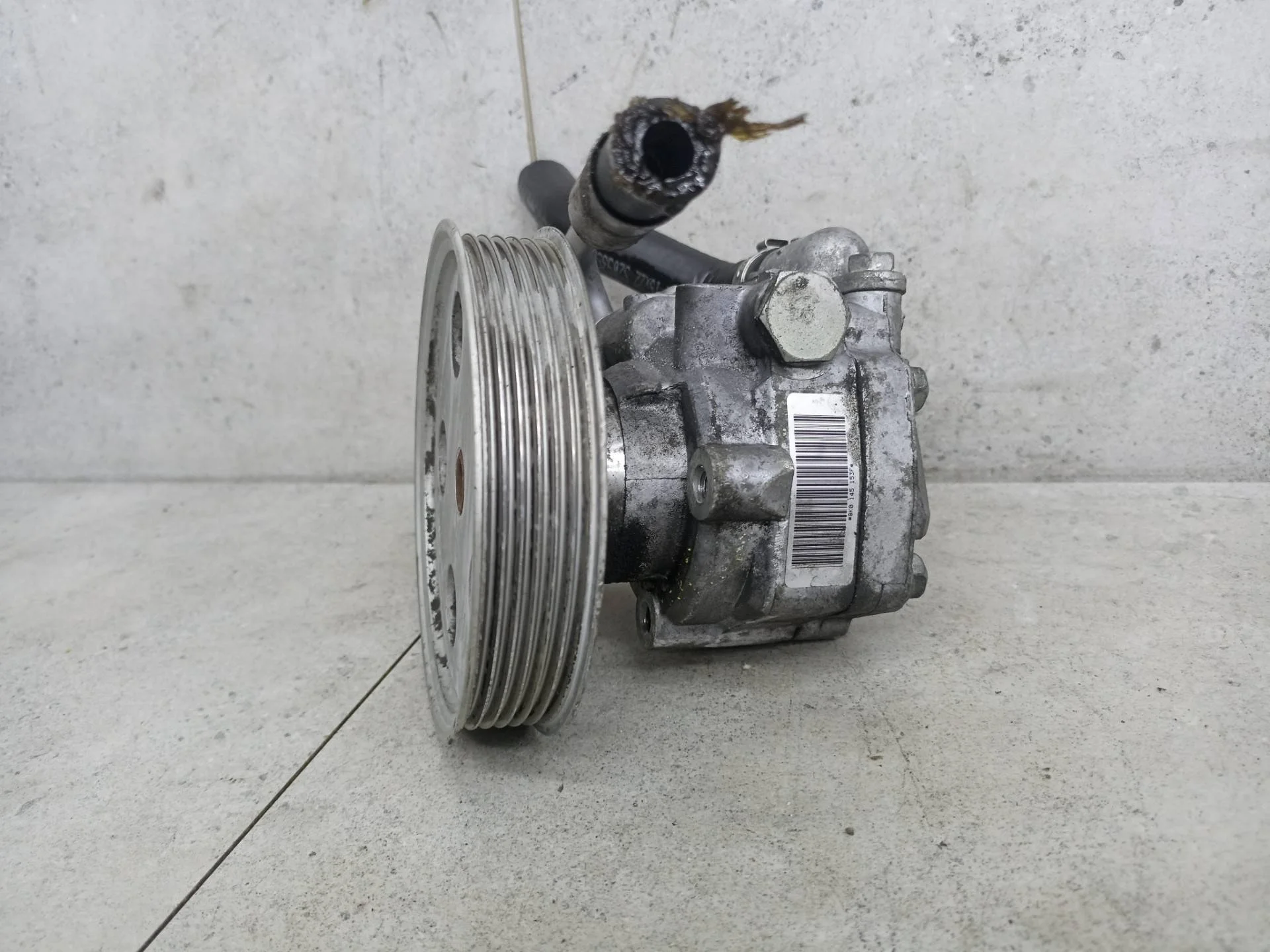 Насос гидроусилителя руля Audi A4 B8 2011