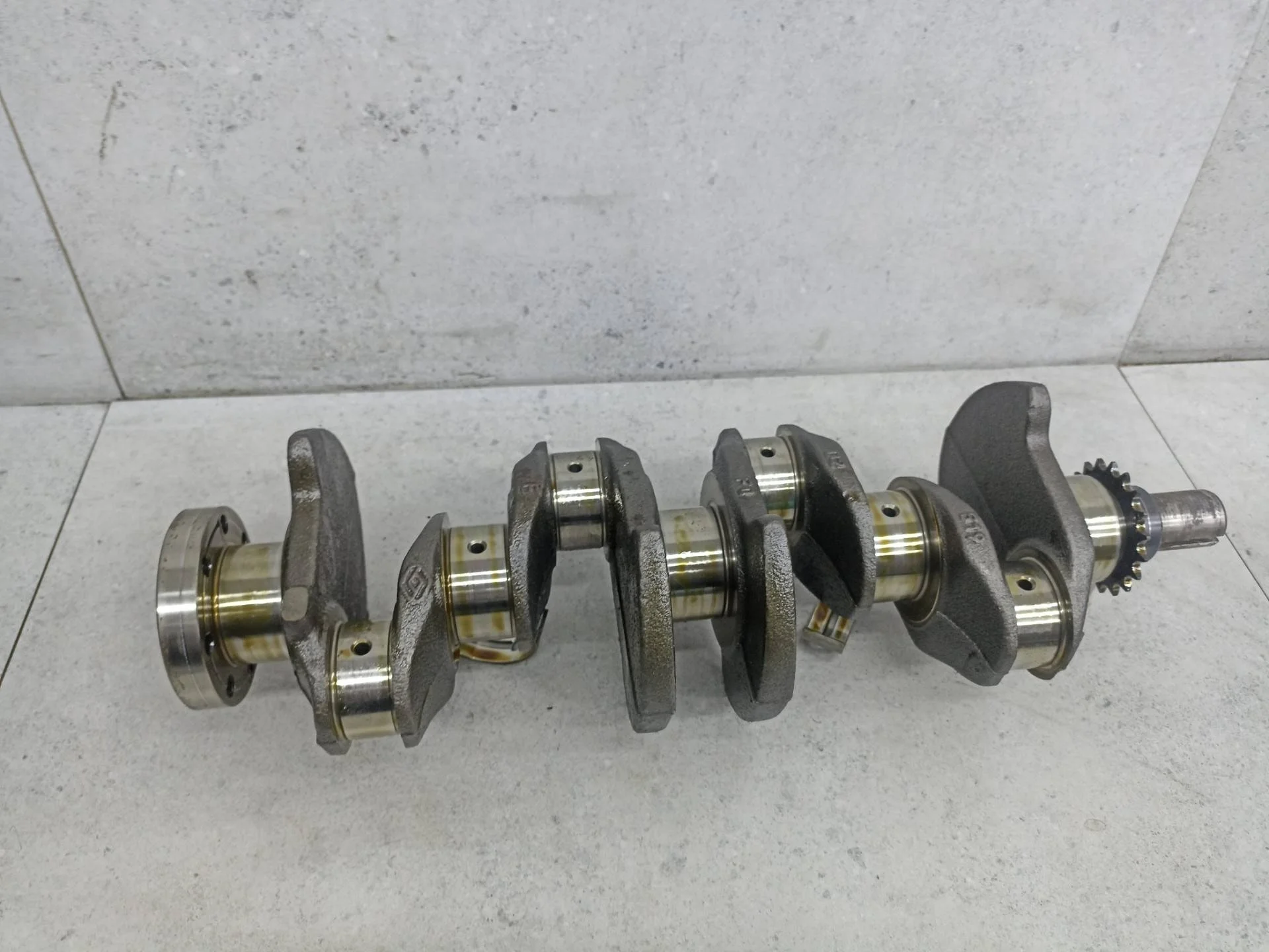 Коленвал Lada Largus 2014 8200416793