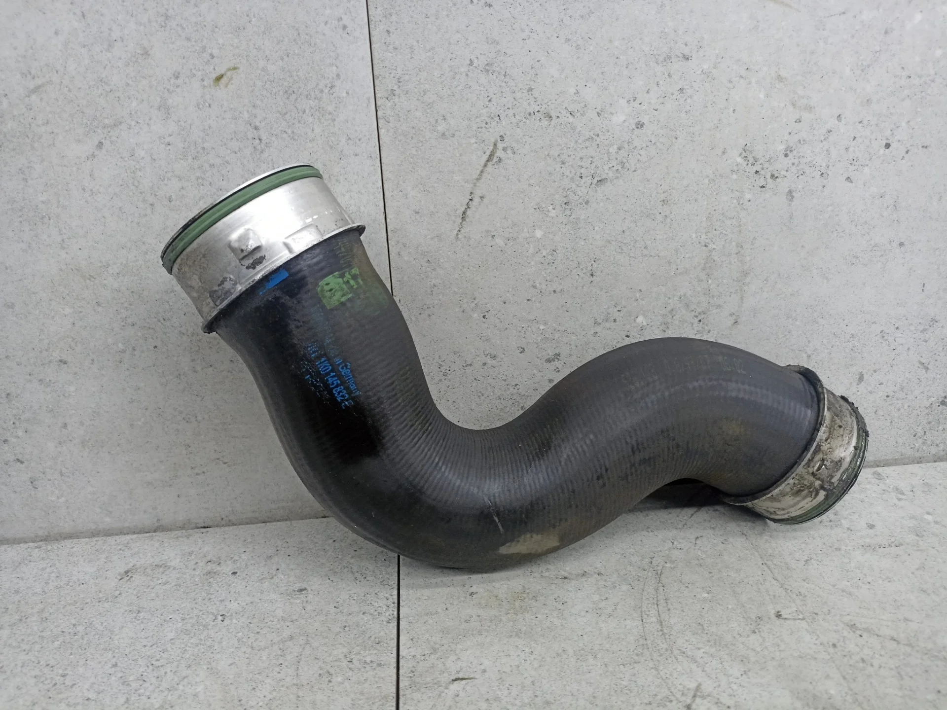 Патрубок интеркулера Volkswagen Passat B6 2007