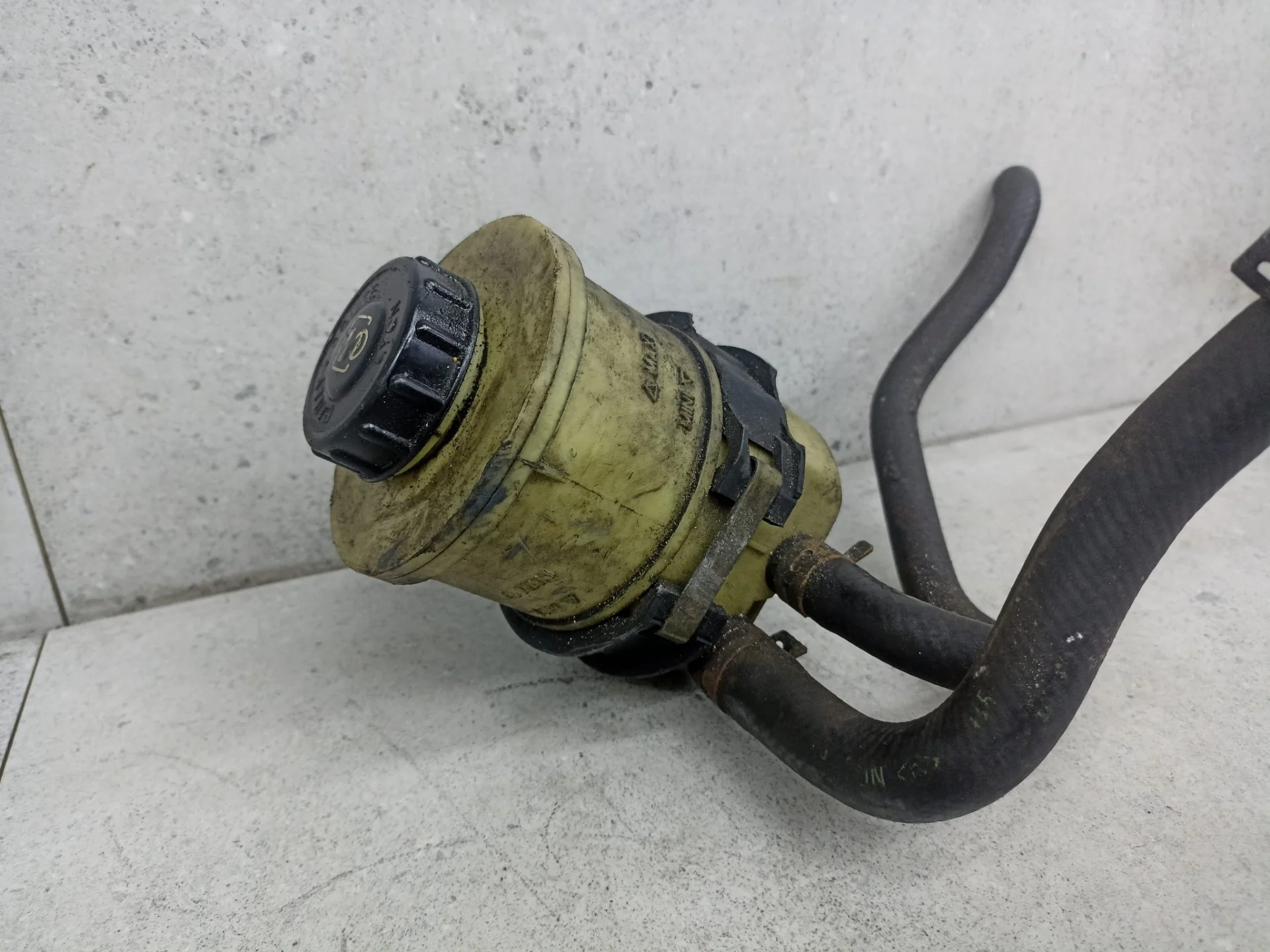 Бачок гидроусилителя Renault Duster (2010 - 2015)