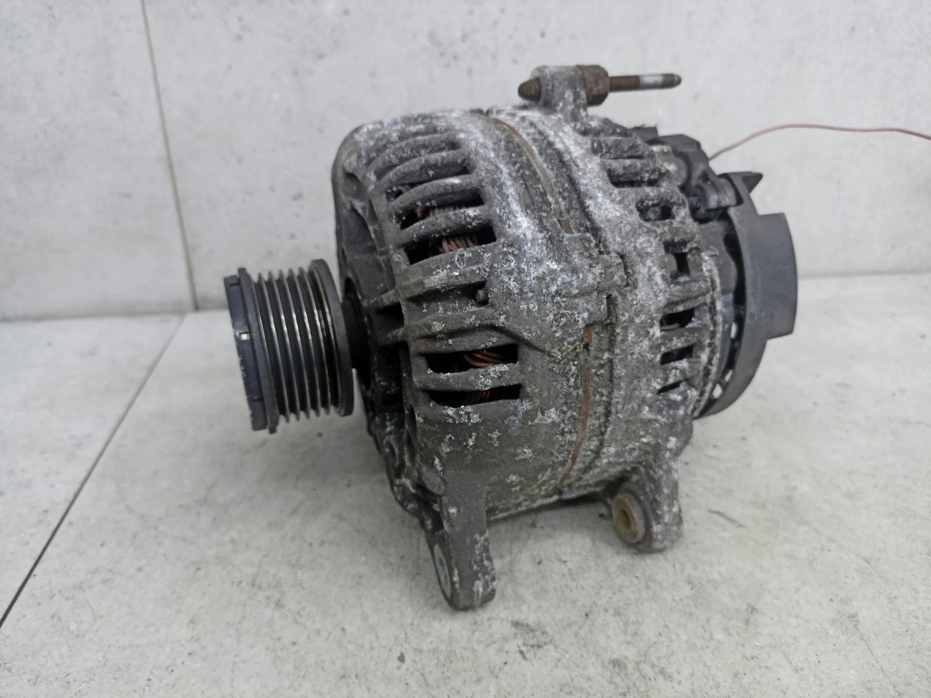 Генератор Renault Scenic 2 рест. 2008 8200660034