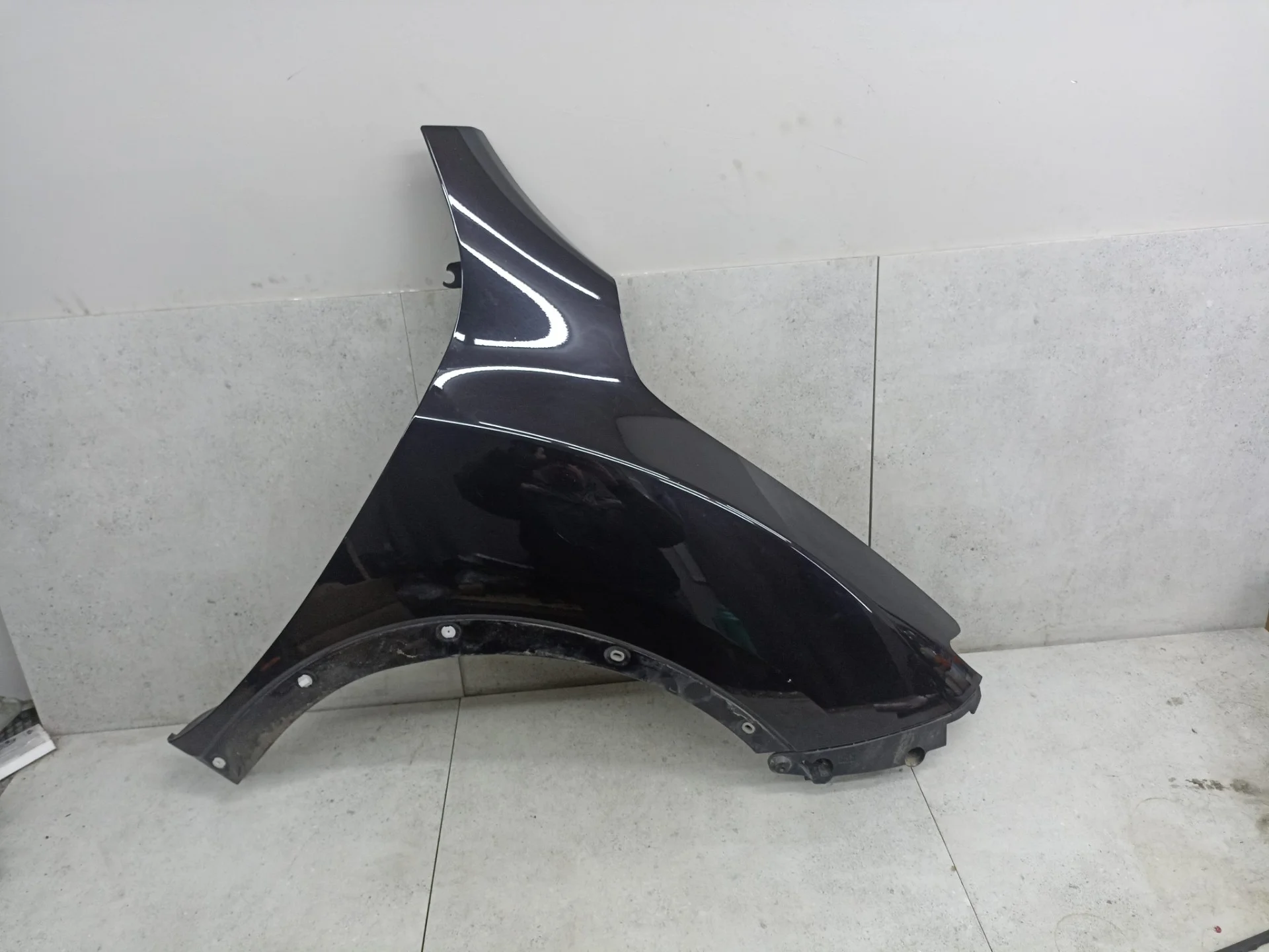 Крыло переднее правое Nissan Juke F15 рест. 2017