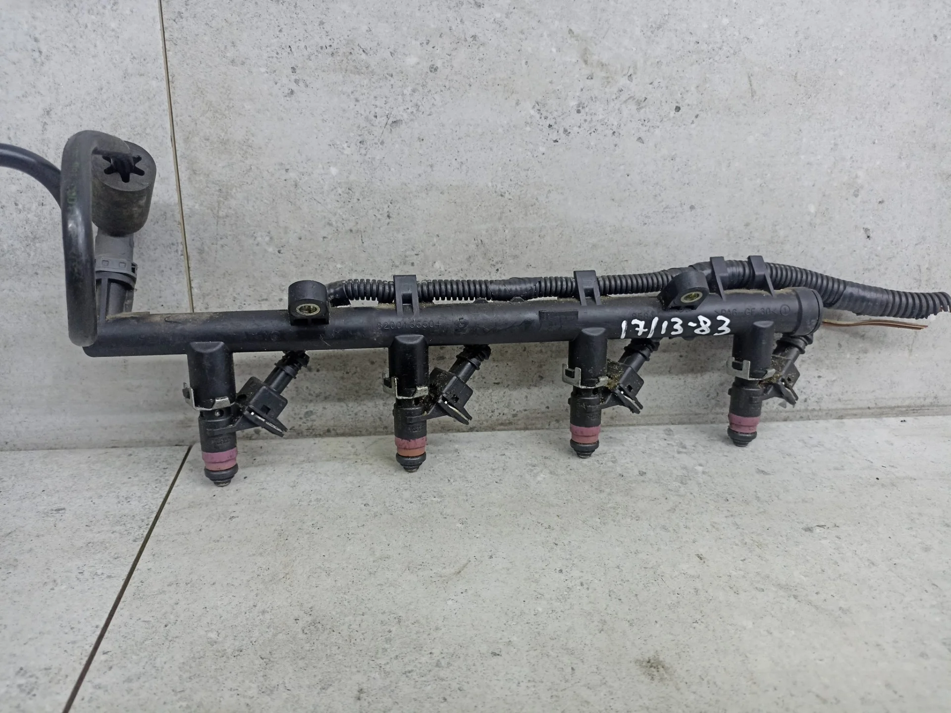 Топливная рампа Renault Megane 2 рест. 2006