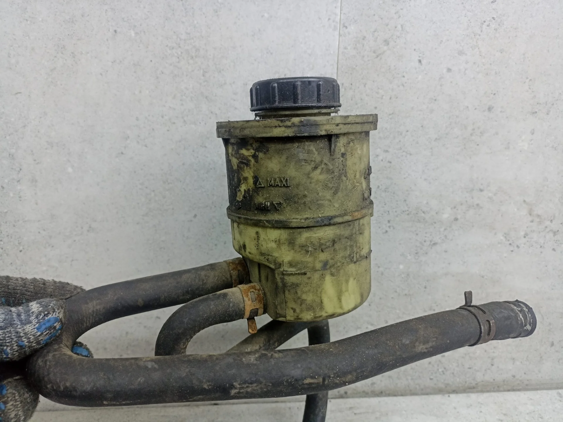 Бачок гидроусилителя Renault Duster (2010 - 2015)