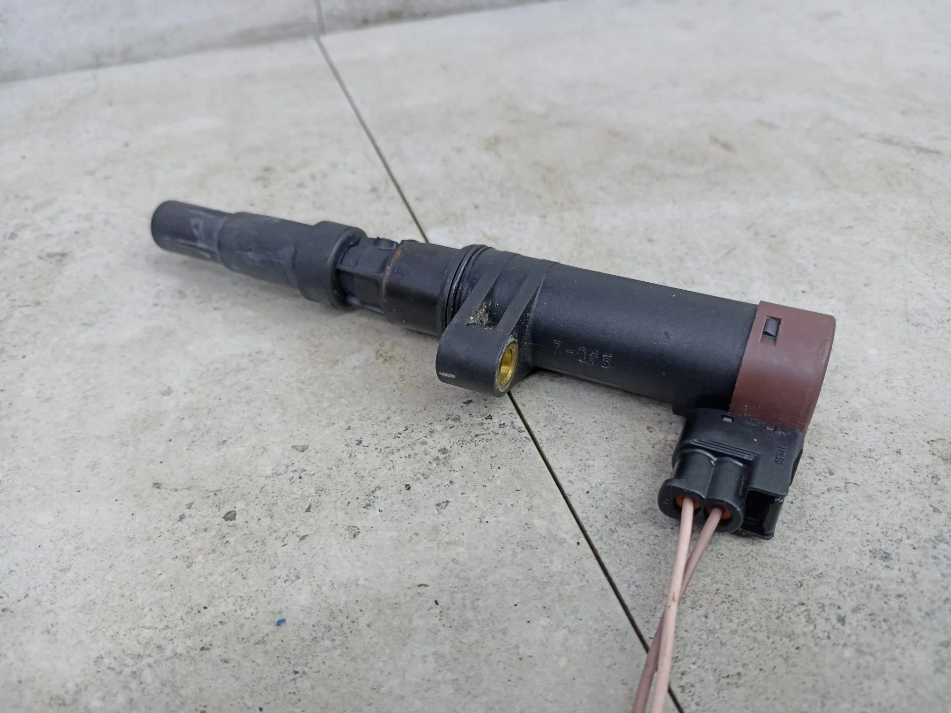 Катушка зажигания Renault Duster 2012 7700875000