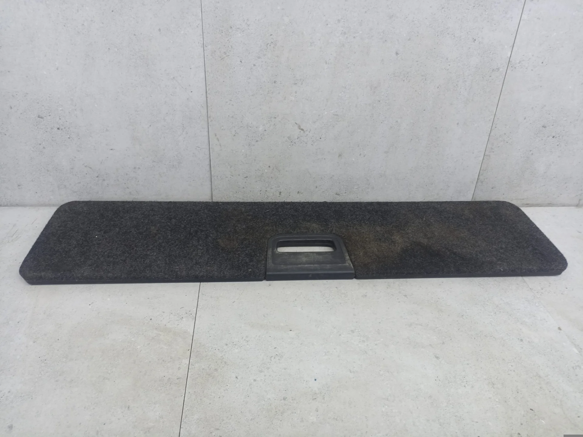 Полка багажника Nissan Note E11 2009 849059U000