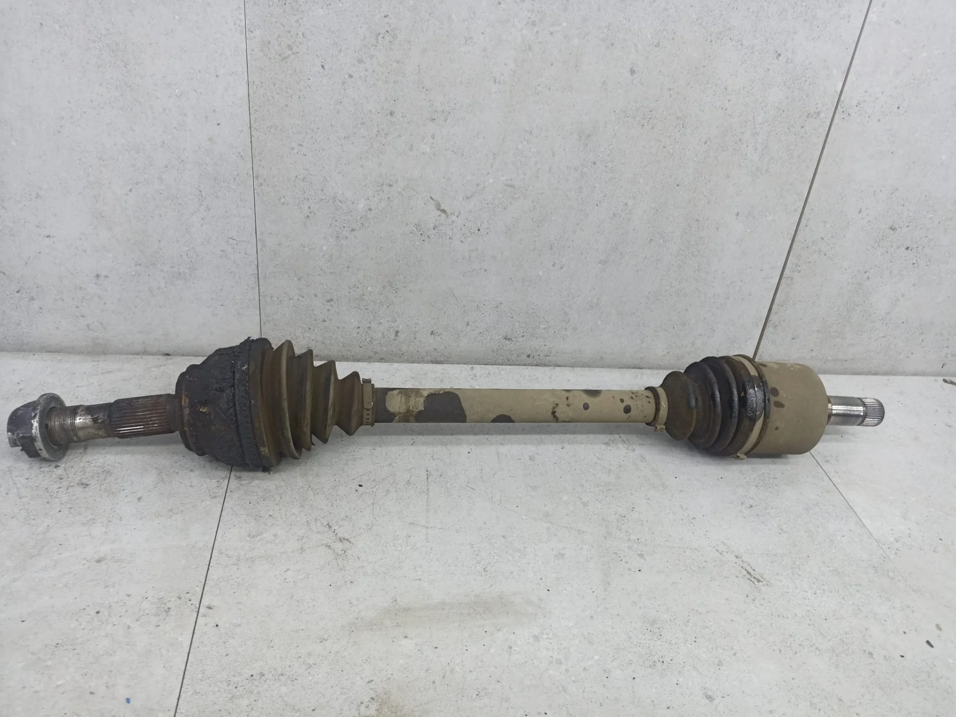 Полуось передняя левая Peugeot Boxer 2 2008