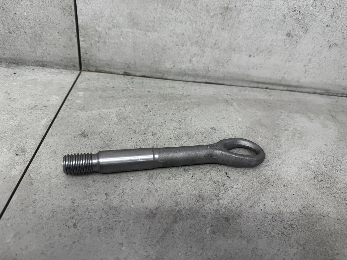 Крюк буксировочный Mercedes-Benz GL X164