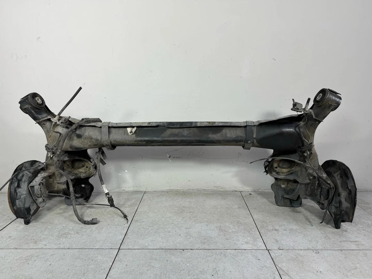 Балка задняя Renault Kadjar 2018 555014EA0A