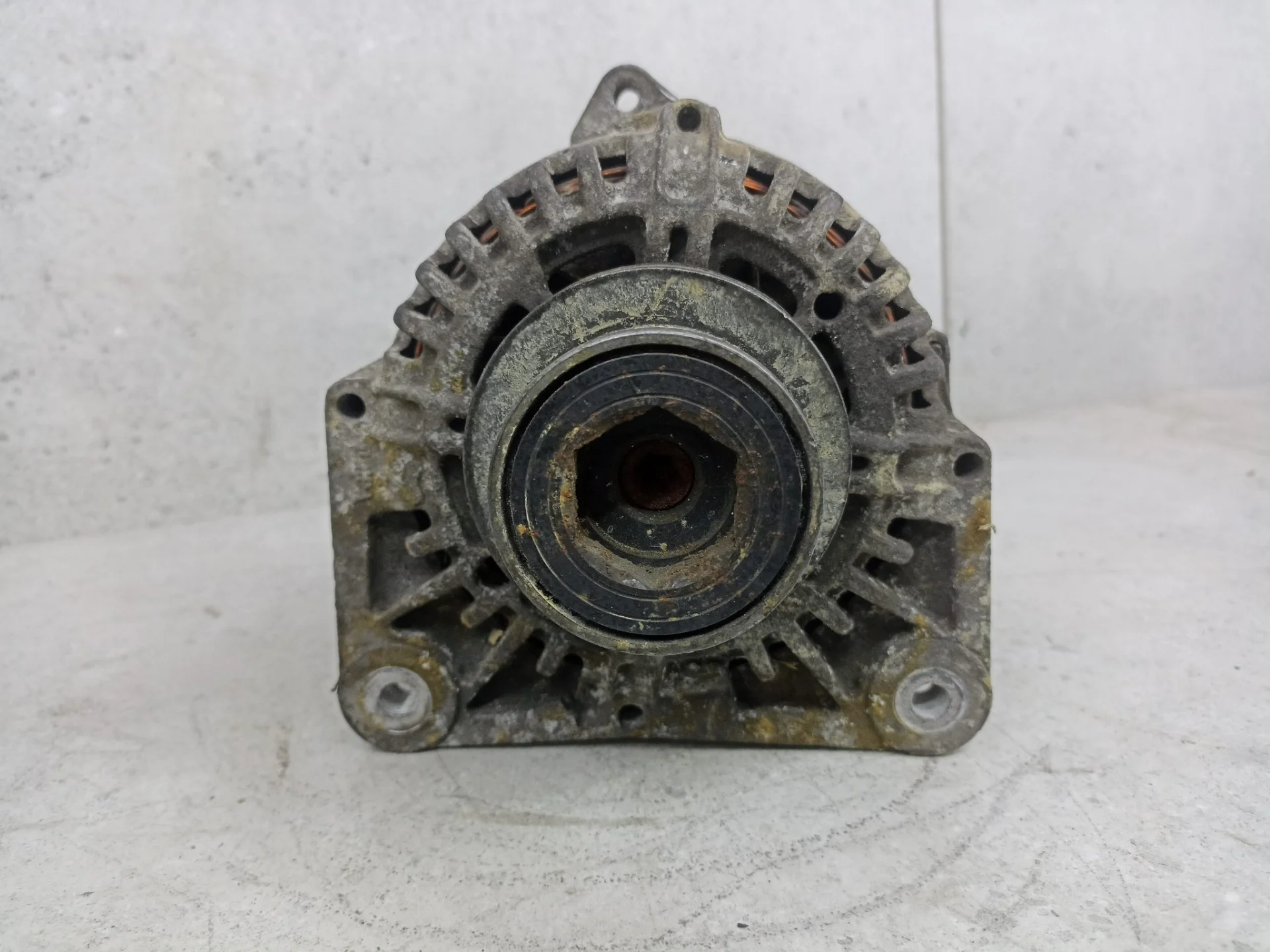 Генератор Renault Scenic 2 2004 8200100907