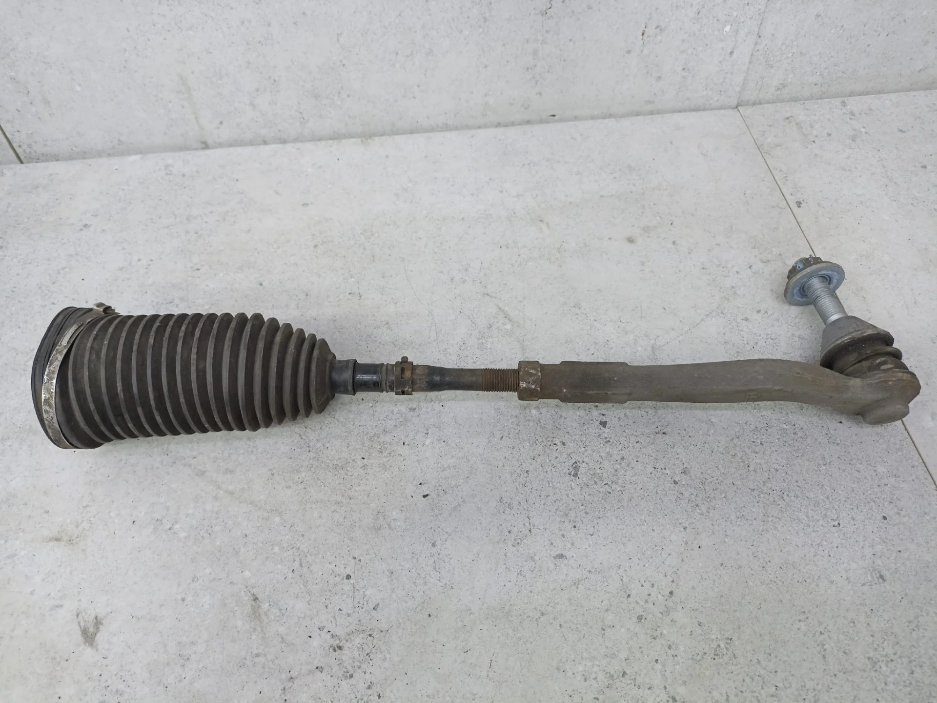 Тяга рулевая правая Mercedes-Benz C W205 2017