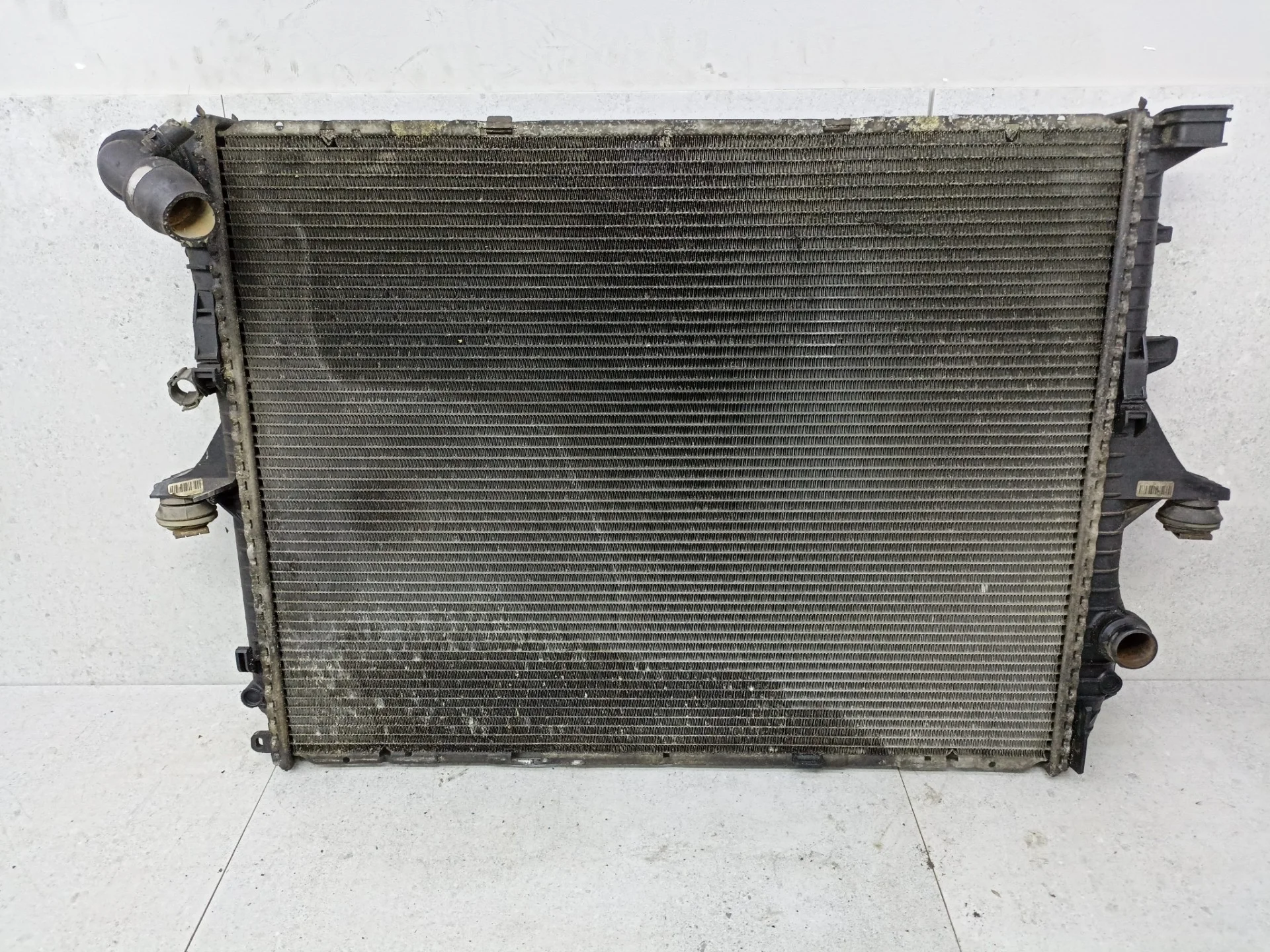 Радиатор основной Audi Q7 4L 2008 7L6121253B