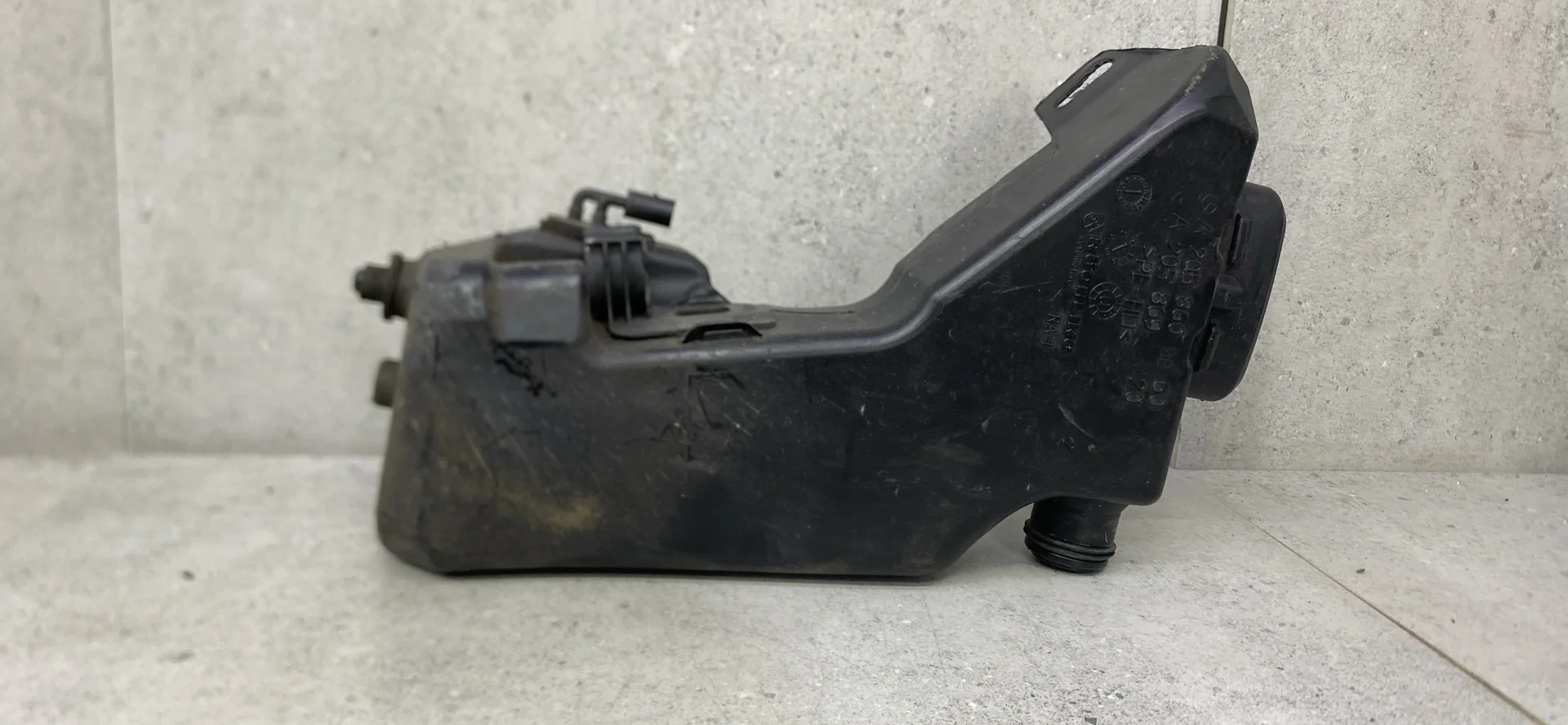 Бачок омывателя Mercedes-Benz C W205 (2014 - 2018)