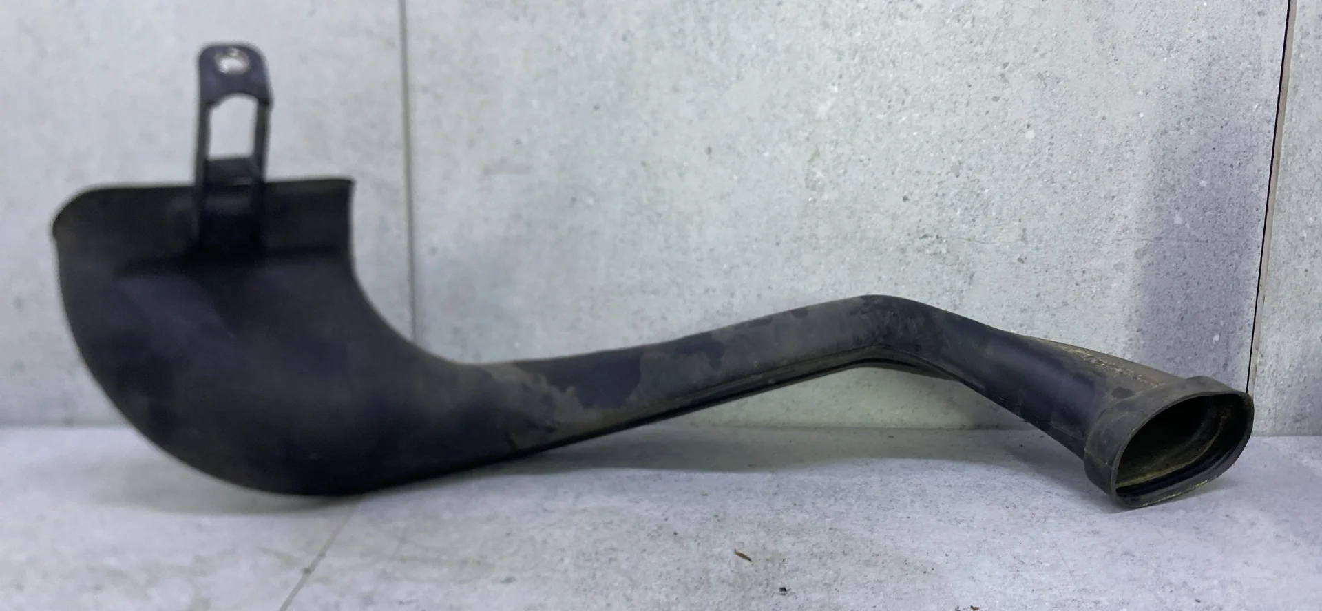 Воздуховод Opel Astra J рест. (2012 - 2018)