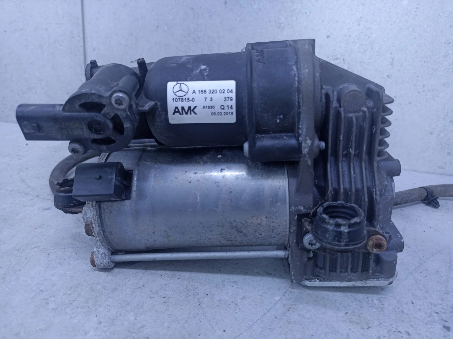 Компрессор пневмоподвески Mercedes-Benz GLE W166