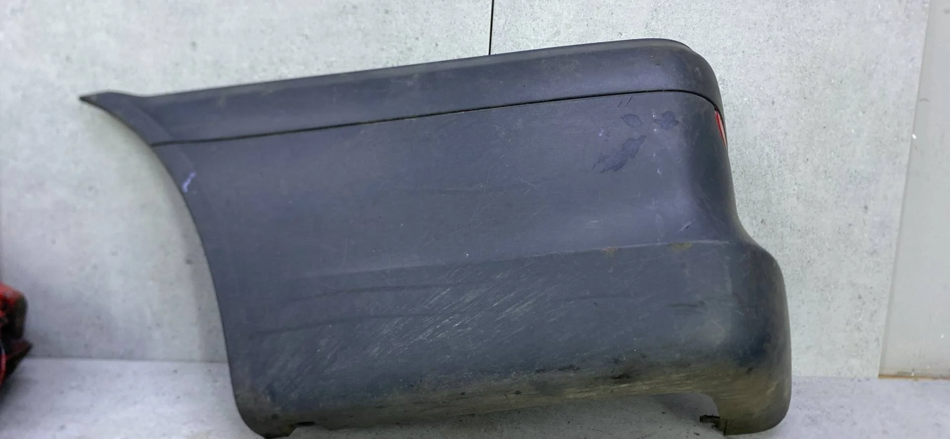 Клык бампера задний левый Mercedes-Benz Vito W639