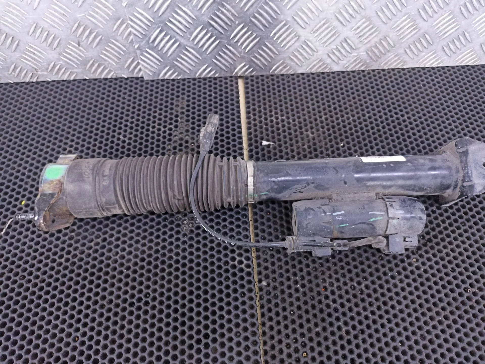 Амортизатор задний Mercedes-Benz GLE Coupe C292