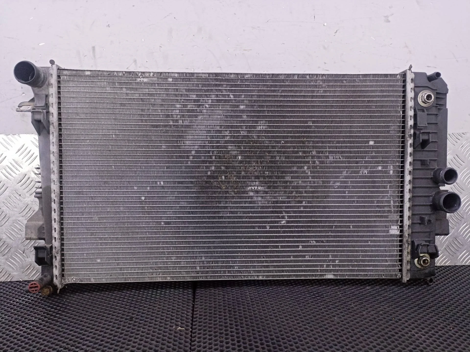 Радиатор основной Mercedes-Benz Vito W639 2007