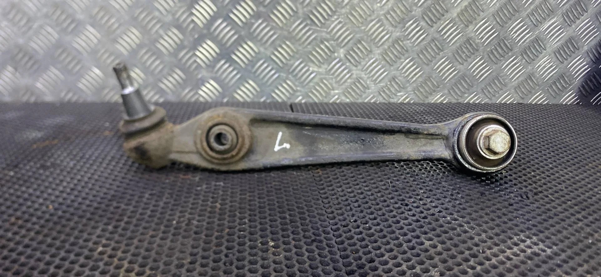 Рычаг передний левый нижний BMW X5 F15 31126864821