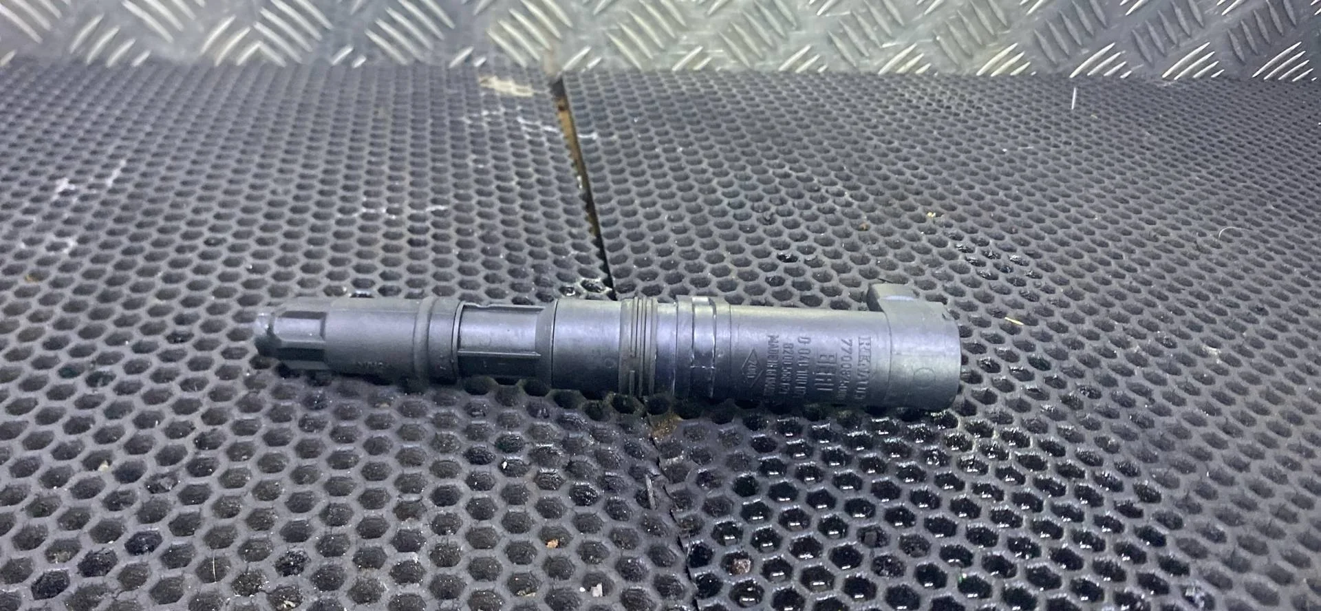 Катушка зажигания Renault Scenic рест. 2003