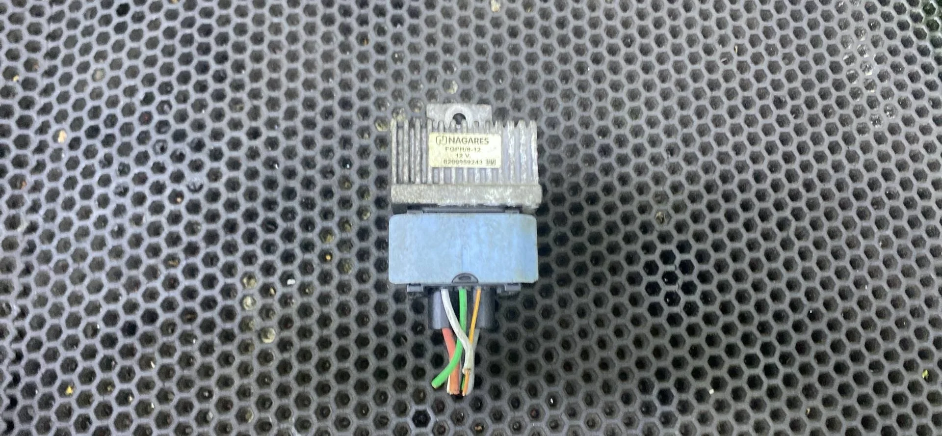 Реле накала свечей Renault Master 2 рест. 2009