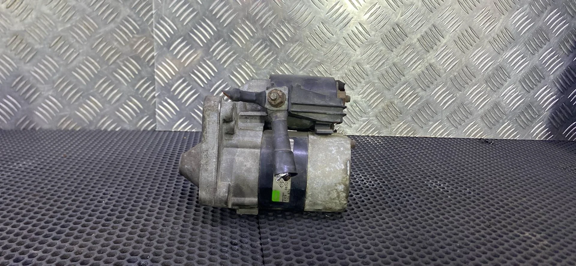 Стартер Renault Scenic рест. 2003 8200266777A