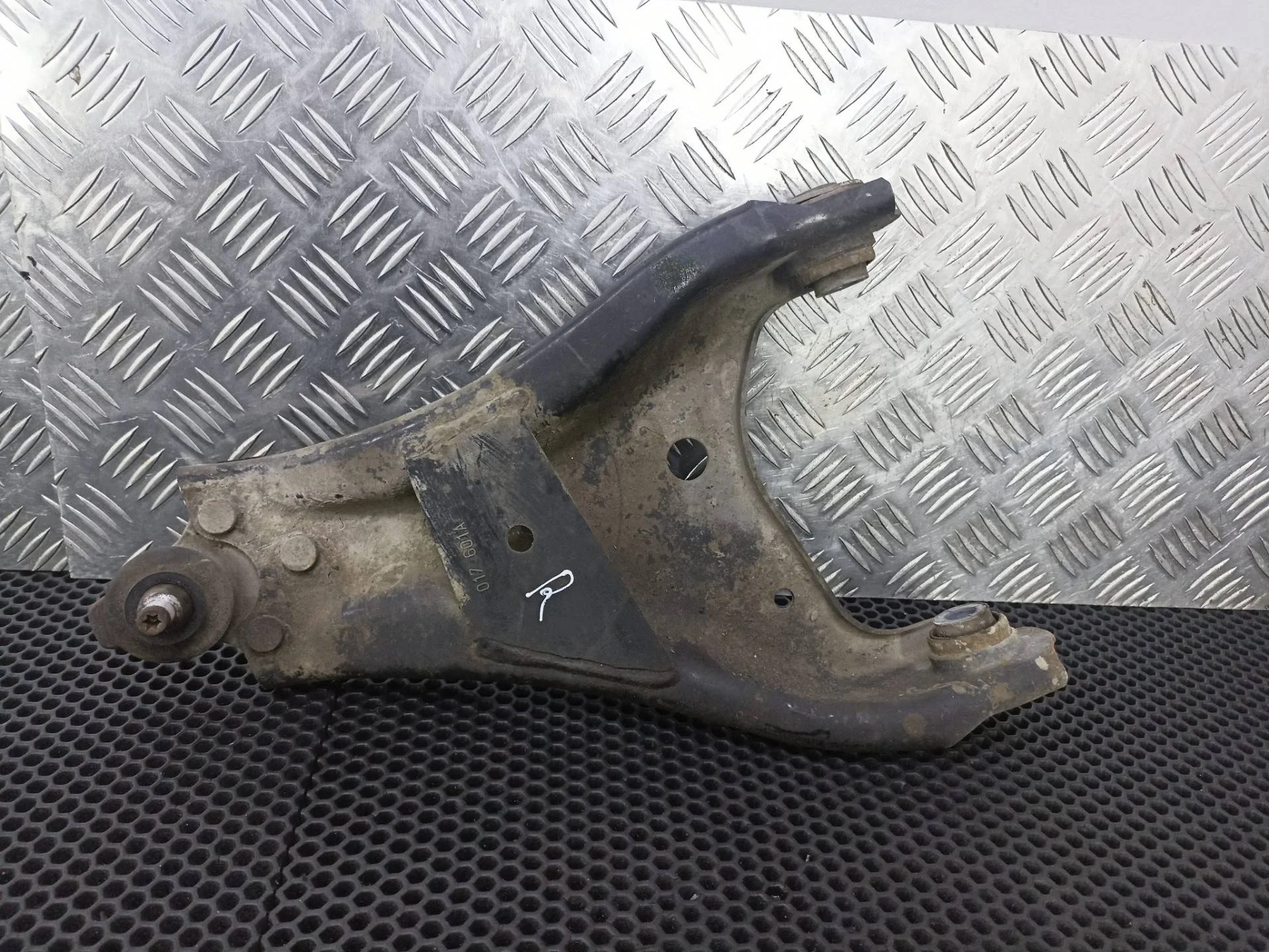 Рычаг правый Renault Duster 2015 545001225R