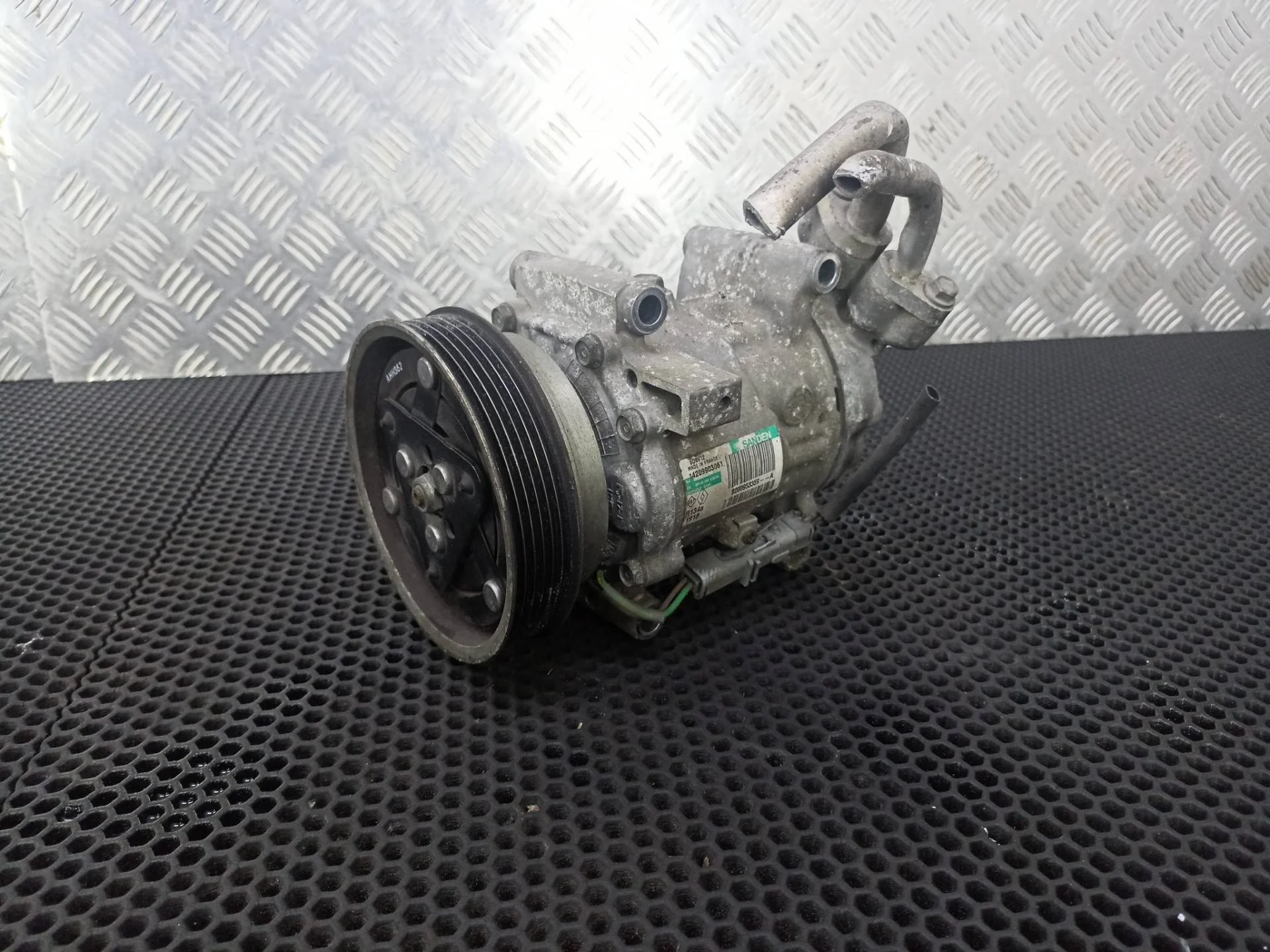 Компрессор кондиционера Renault Clio 3 2007