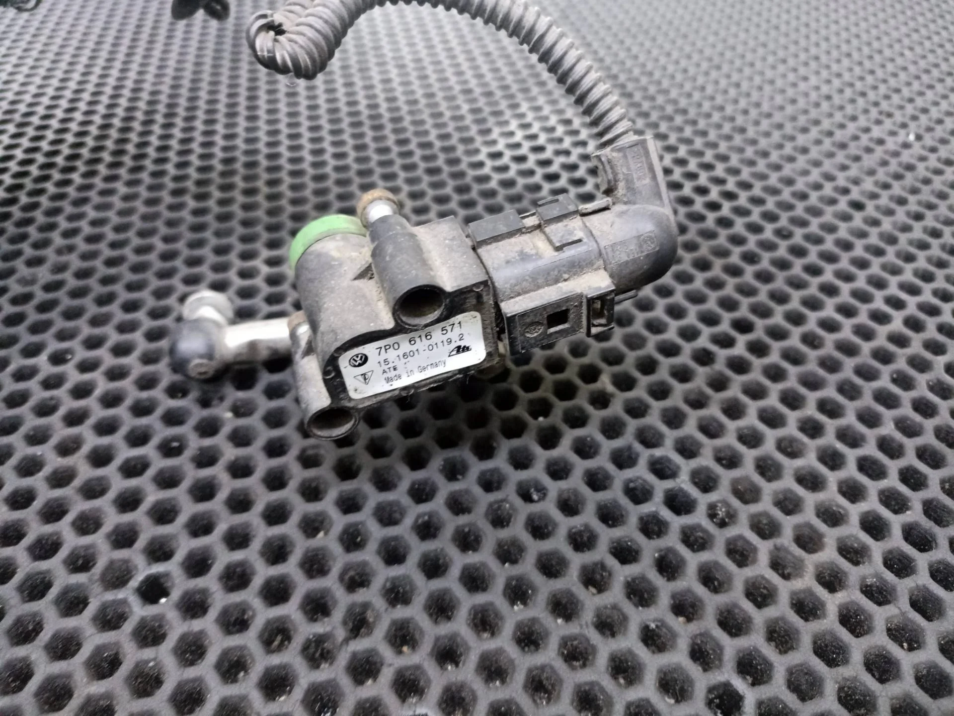 Датчик дорожного просвета Porsche Cayenne