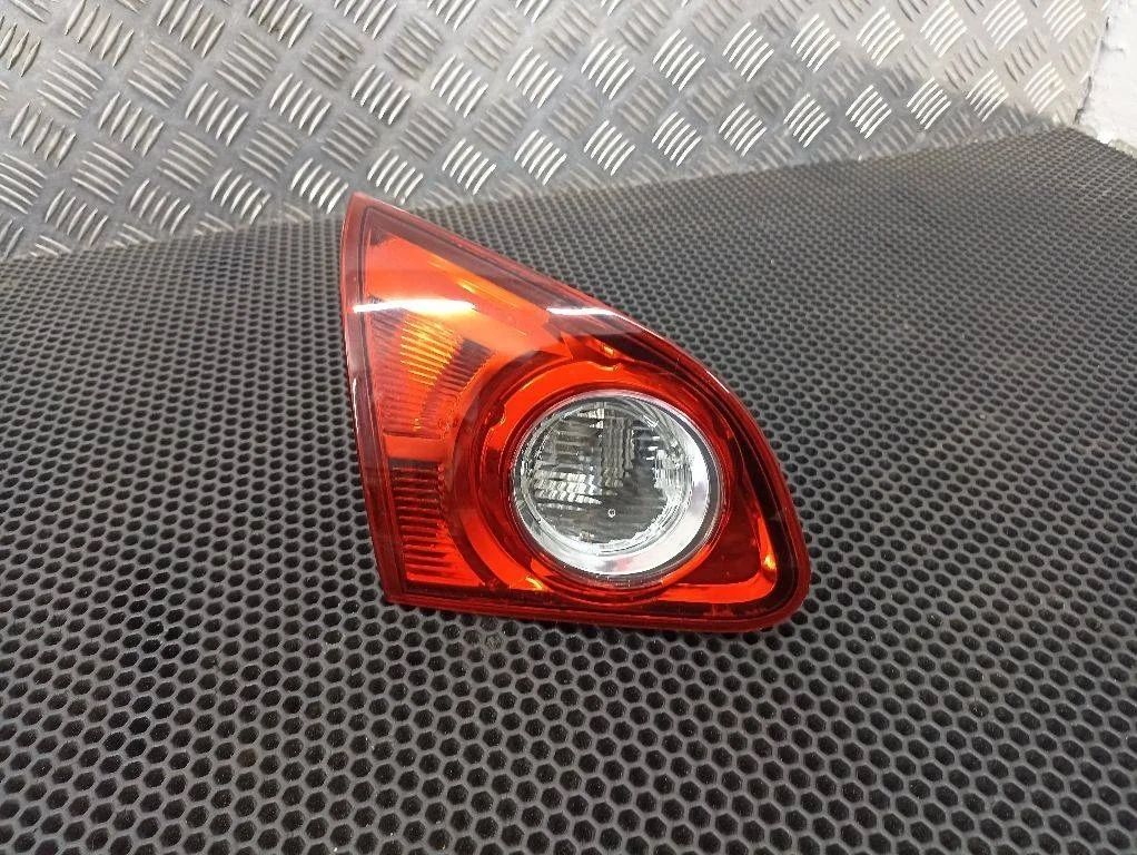 Фонарь задний левый Nissan Qashqai J10 2010