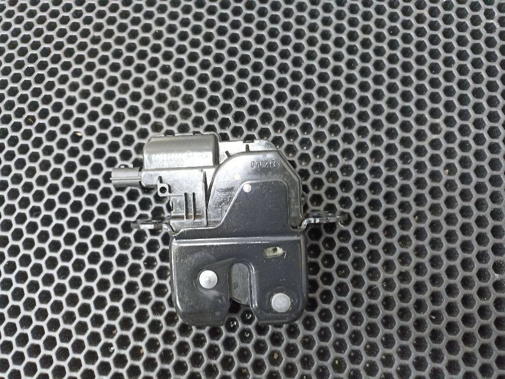 Замок багажника Renault Megane 3 2014 846300003R