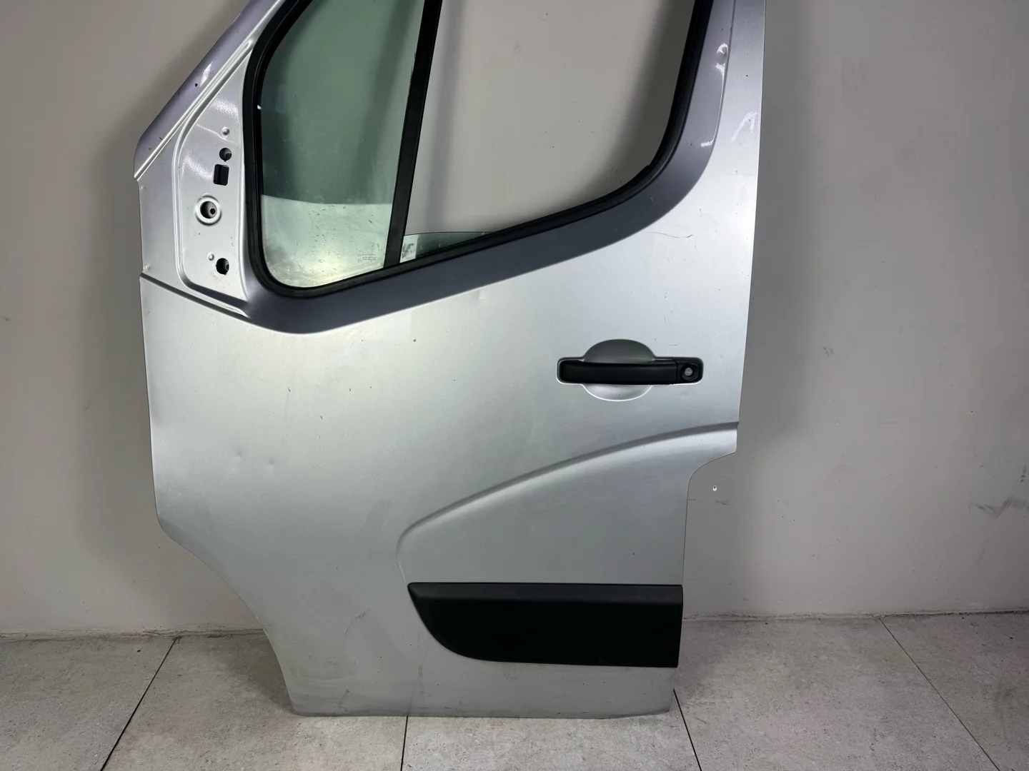 Дверь передняя левая Renault Master 3 2012