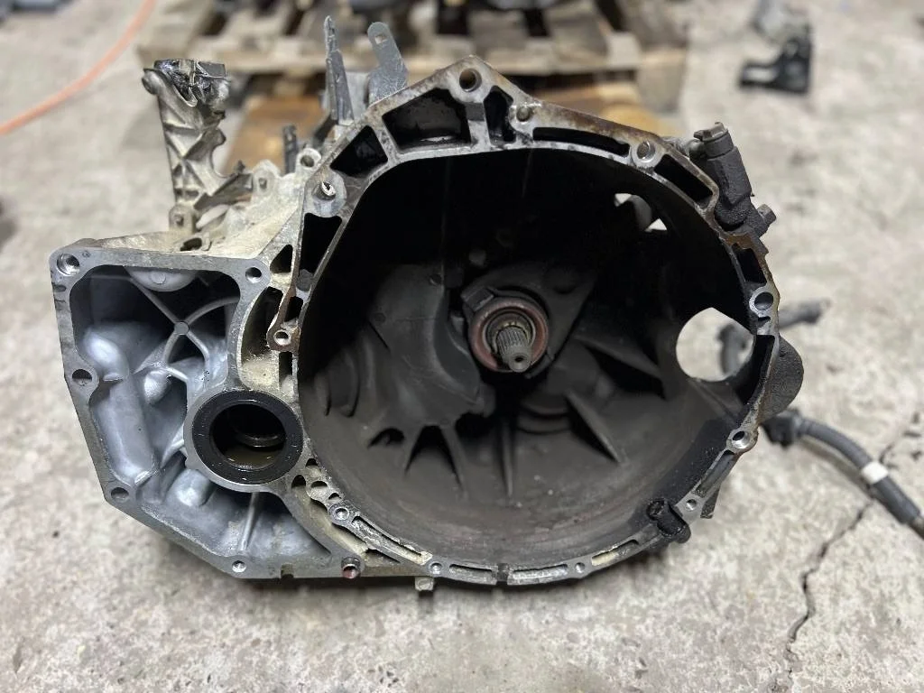 МКПП Nissan X-Trail T30 рест. 2006 32010EQ06C