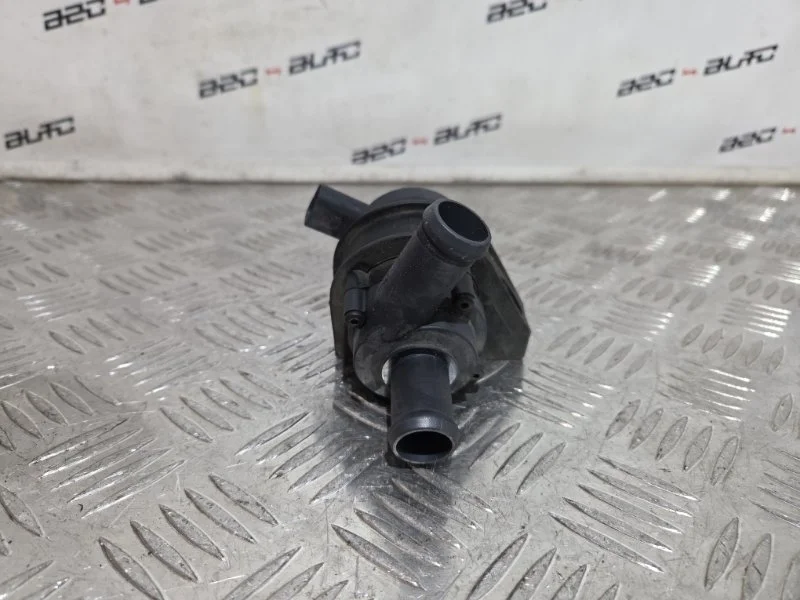 Дополнительная помпа Audi A5 06H965561 8T CDN