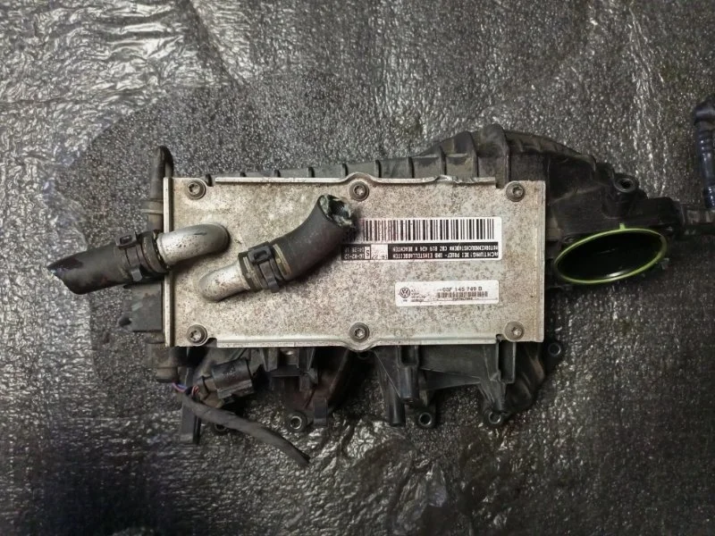 Коллектор впускной Volkswagen Jetta 6 CBZB 2012