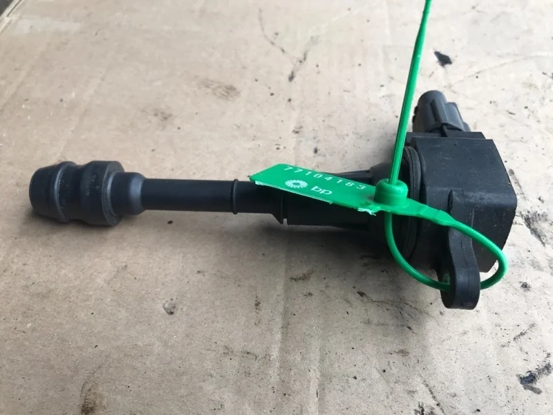 Катушка зажигания Nissan X-Trail T30 QR25DE