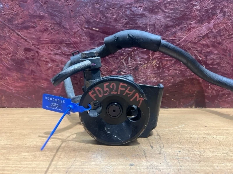 Насос гидроусилителя руля Hyundai Getz G4EA