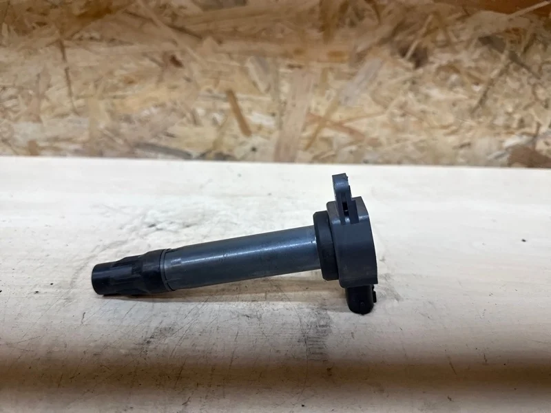 Катушка зажигания Mitsubishi Lancer 4B11